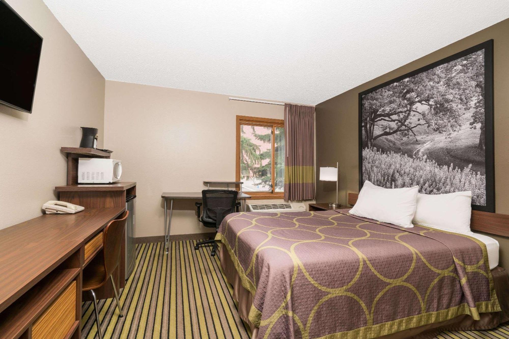 Super 8 By Wyndham St. Cloud Motel Exterior foto
